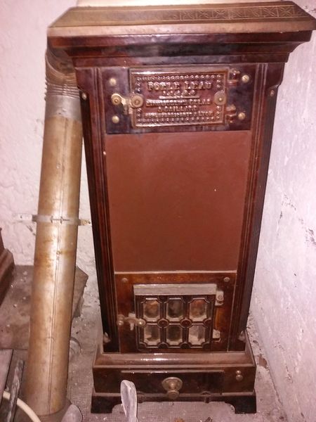 POELE CHARBON   POELE LEAU  200 Villeurbanne (69)