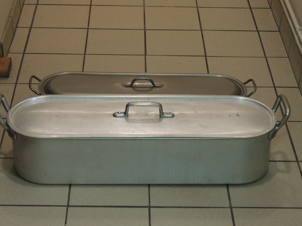 poissonni�res Tournus 70 cm et 60 cm 50 Revigny-sur-Ornain (55)