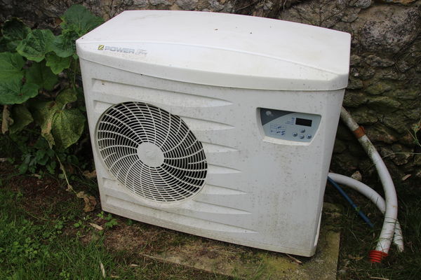 Pompe � chaleur pour piscine 1400 Francourville (28)