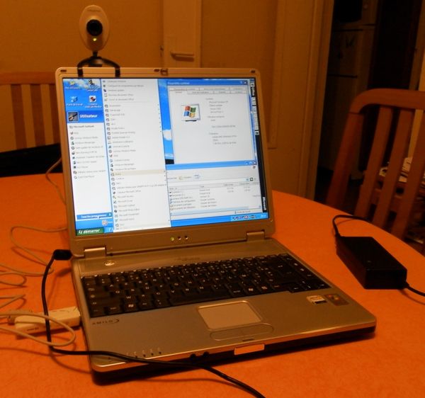 PC Portable Fujitsu-Siemens Wifi graveur DVD 195 Sceaux (92)