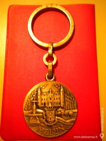 PORTE-CLE � Melun � 4 Dammarie-les-Lys (77)