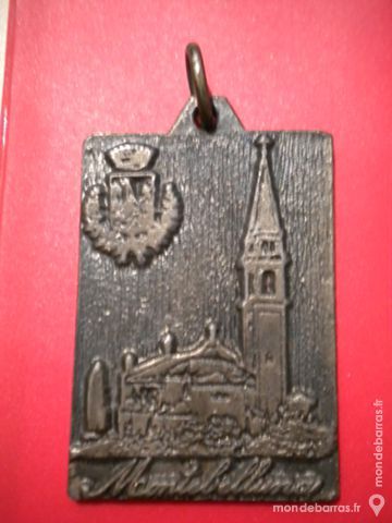 PORTE-CLE � Montebelluna � 4 Dammarie-les-Lys (77)