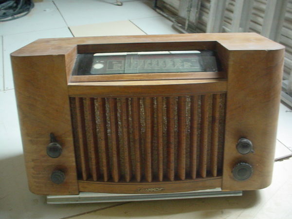 poste radio 20 Montenescourt (62)