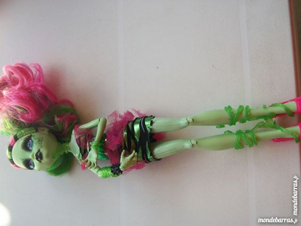 Poup�e Monster Hight 8 Poitiers (86)