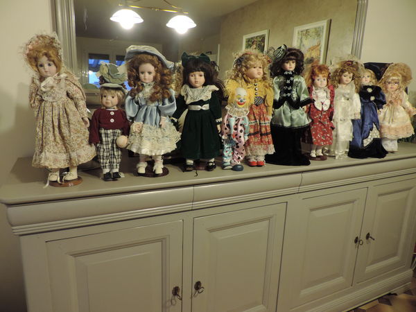 poup�e en porcelaine 120 Jons (69)