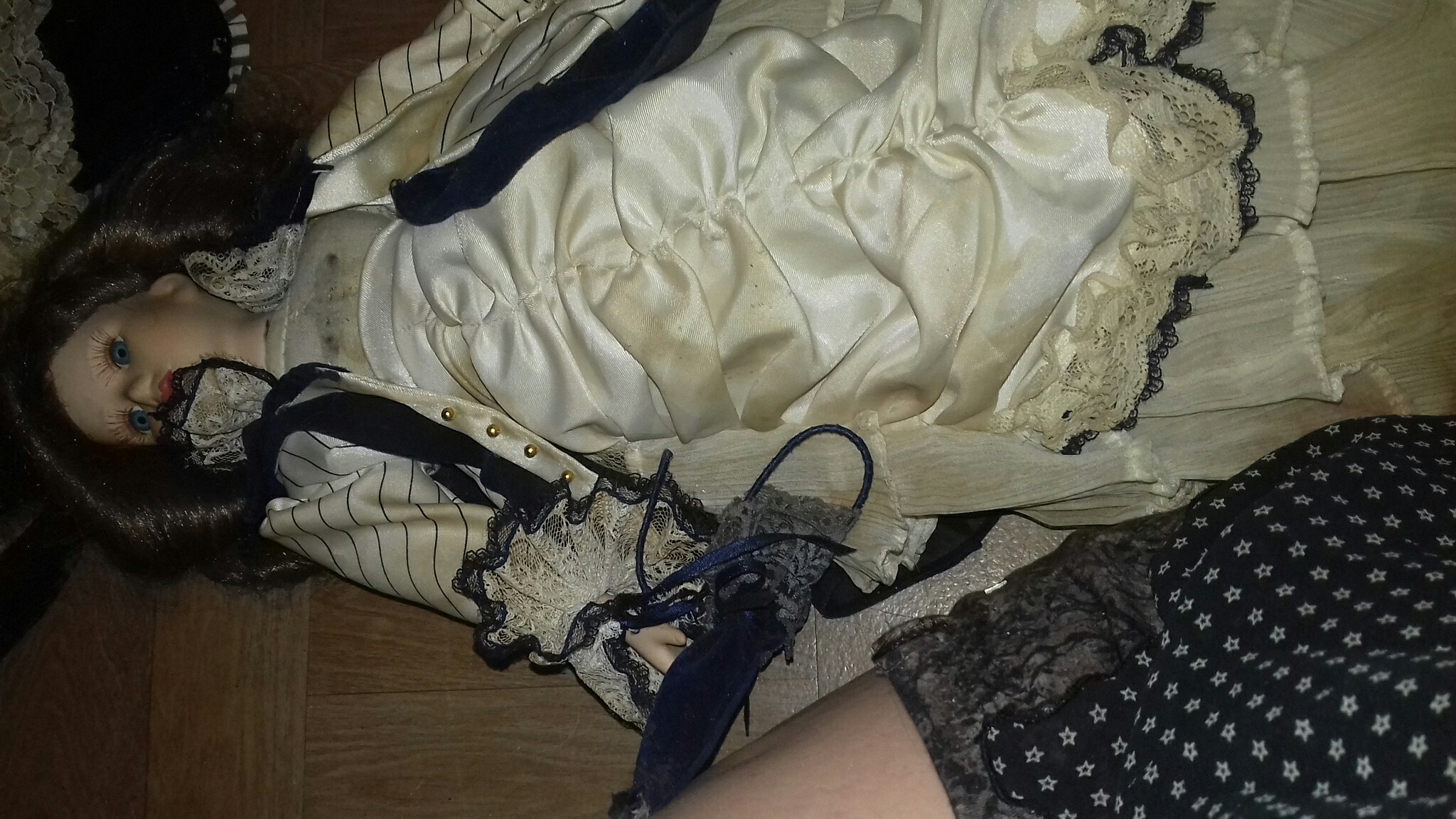 poup�e de porcelaine 30 L�ning (57)