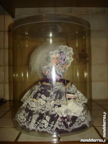 Poup�e sous boite 5 Fonsorbes (31)