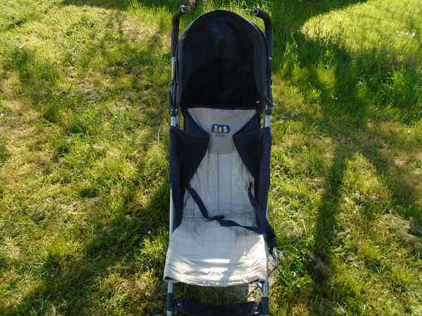 poussette canne 0 La Tour-du-Pin (38)