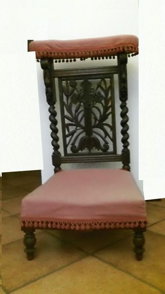 prie dieu 50 Saint-Christol-l�s-Al�s (30)