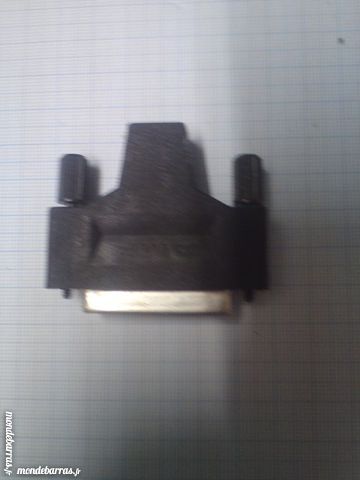 PRISES ELECTRIQUE MULTI BROCHES �quipement bateaux 1 Fr�jus (83)