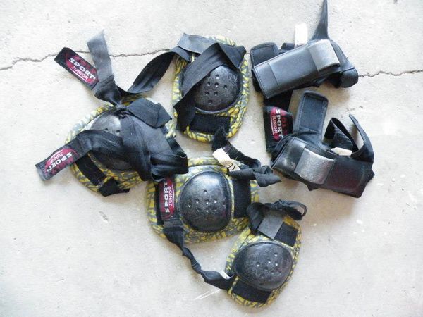 protections poignet coude genoux 6 Viriat (01)