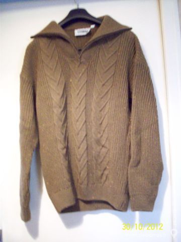 Pull marron chin� pour homme 15 Goussainville (95)