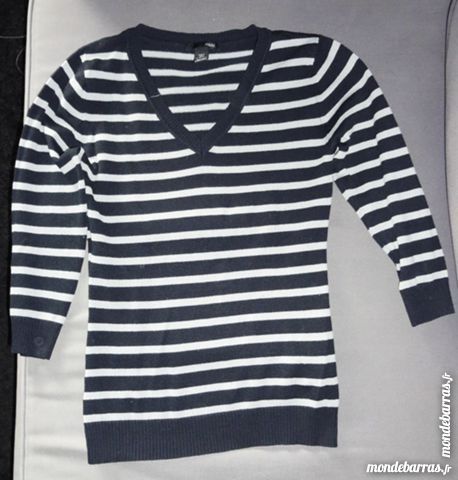 Pull ray� noir et gris 8 Cagnes-sur-Mer (06)