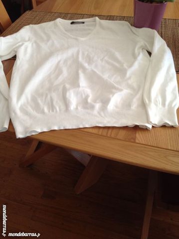 PULL ZARA tr�s bon �tat 15 Villepinte (93)