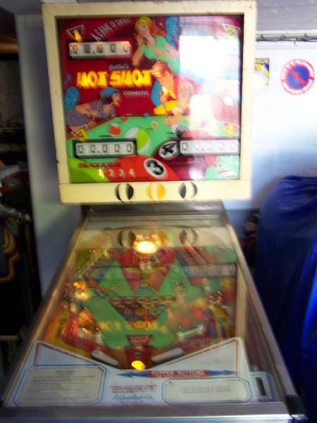 Recherche ce genre de flipper a restaurer ou hs. 0 Alen�on (61)