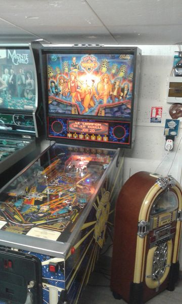 Recherche ce genre de flipper dot matrix en panne. 0 Alen�on (61)