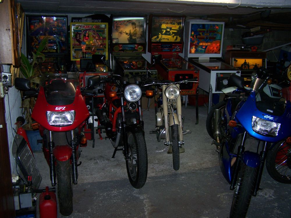 Recherche tous jeux de bar en panne ou a restaurer. 1 Alen�on (61)