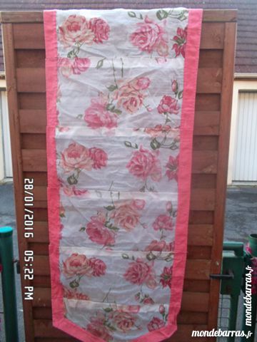 1 rideau fleurs roses 3 Chambly (60)
