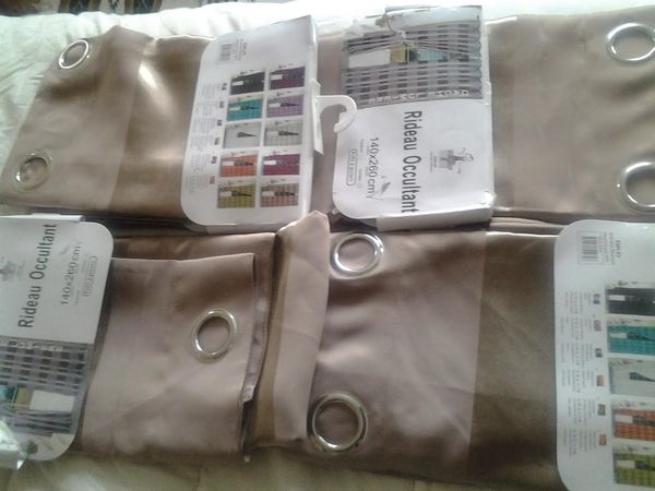 4 Rideaux occultant 15 M�riel (95)