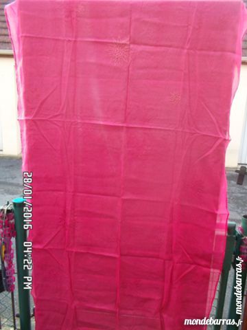 rideaux roses fleurs 3 Chambly (60)