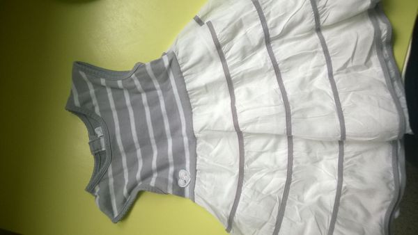 Robe de c�r�monie enfant 15 Levallois-Perret (92)