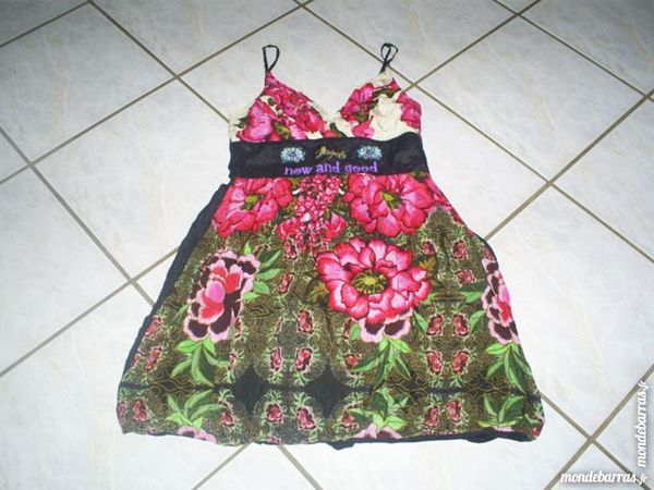 Robe DESIGUAL color�e Taille 42 40 Geneuille (25)