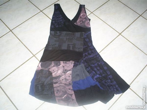 Robe DESIGUAL 35 Geneuille (25)