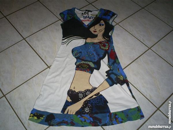 Robe 101 id�es  Taille M 25 Geneuille (25)