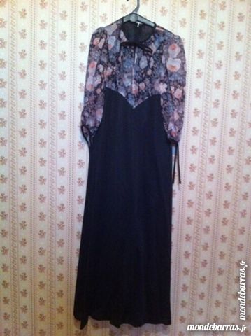 robe longue noire taille 38 30 Saint-Vallier (71)