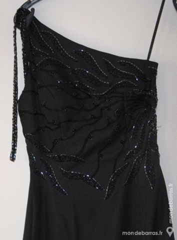 ROBE LONGUE T 36 50 Gennevilliers (92)