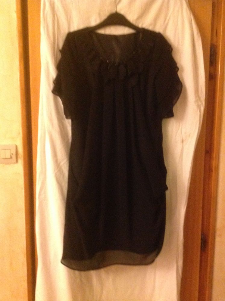 Robe noire 12 Sury-le-Comtal (42)