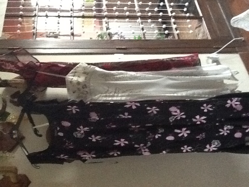 robes c�r�monie 20 Brancourt-en-Laonnois (02)