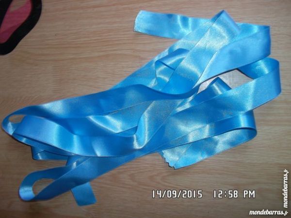 3 rubans bleu ciel 1 Chambly (60)