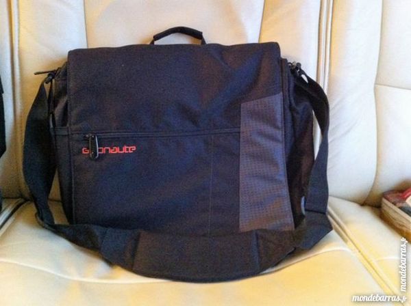 Sacoche pour tablette (34 x 28) 20 Saint-Vallier (71)