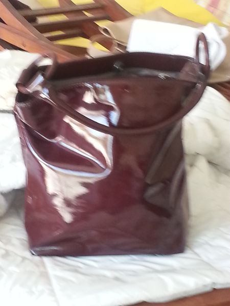 2 Sacs �tat neuf sequoia et une bague argent homme 1 Aubignan (84)