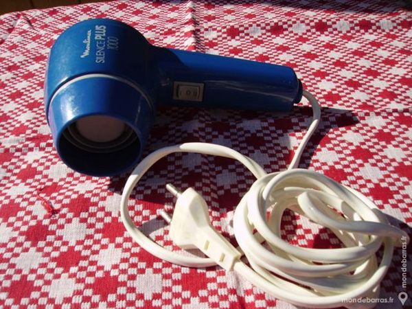 SECHE-CHEVEUX � Moulinex � Silence Plus 1000 9 Dammarie-les-Lys (77)