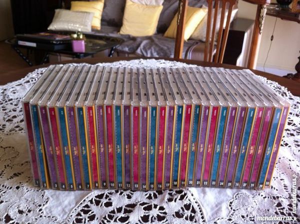 SERIE COMPLETE 30 CD �MELODIE EN OR� 90 Boulogne-Billancourt (92)