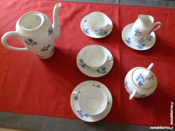 Service � caf� d�cor fleurs bleues 10 Thiais (94)