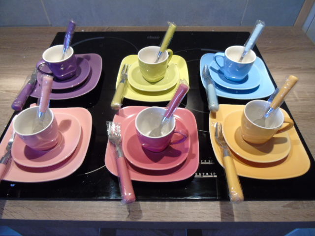 Service � caf� et dessert neuf 15 Languidic (56)