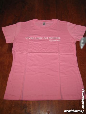 T-shirt femme � Vivre libre ou mourir � 10 Mont-Saint-Aignan (76)