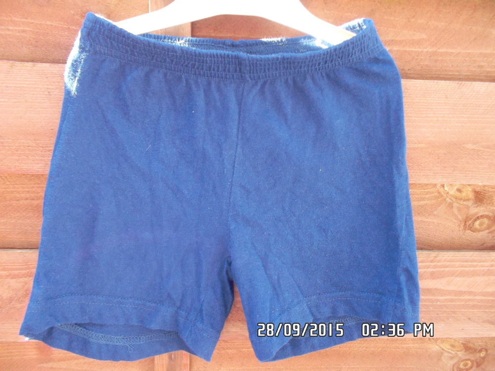 SHORT BLEU MARINE*JUSTE 0.50 CTS*KIKI60230 1 Chambly (60)