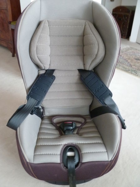 Si�ge auto b�b� 45 Meudon (92)