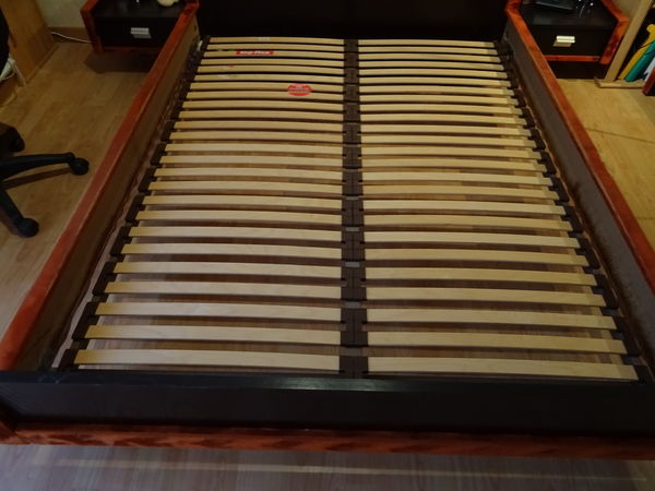 Sommier � lattes et matelas 90 Montamis� (86)
