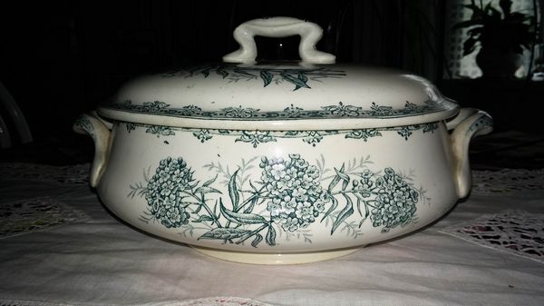 soupi�re ancienne 50 Mont-de-Marsan (40)