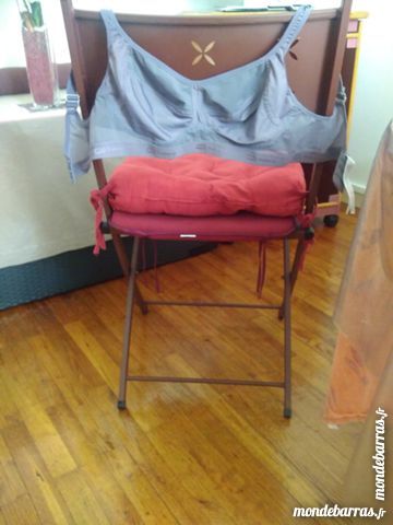 Soutien Gorge Violet 95.D 12 Saint-Herblain (44)