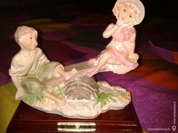 Statue enfants et la balancoire en marfine 2 Jou�-l�s-Tours (37)