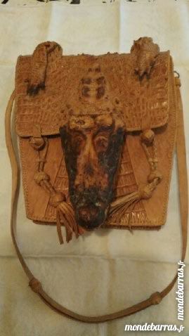 superbe sac a main en ca�man 700 Aubin (12)