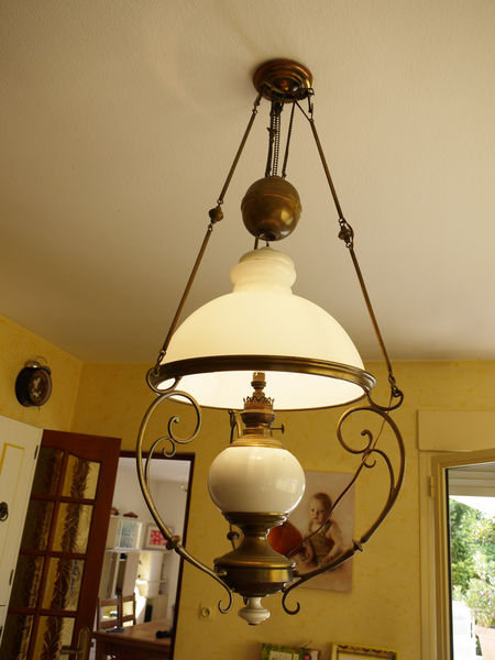 suspension en laiton et opaline 150 B�ligneux (01)