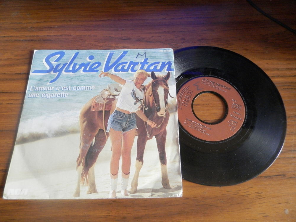 Sylvie Vartan L'amour c'est comme une cigarette 2 Paris 12 (75)