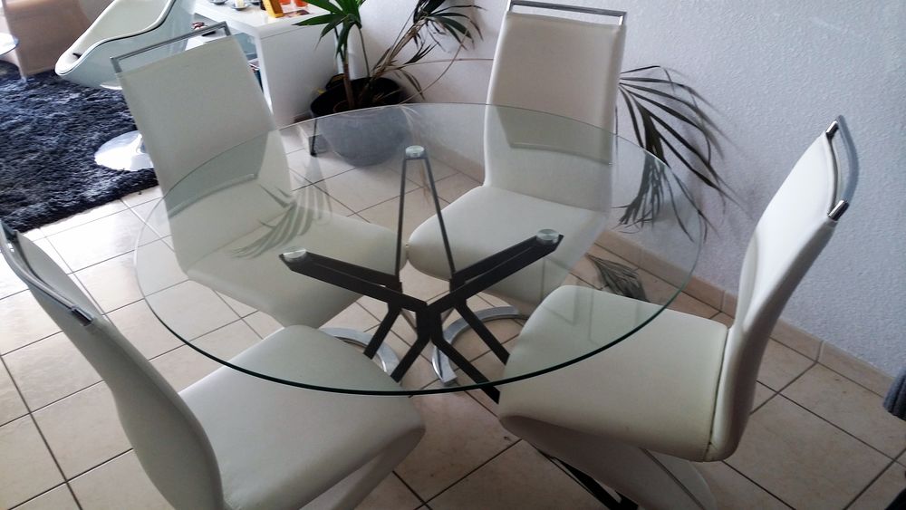 Table � Manger en verre 0 Montpellier (34)